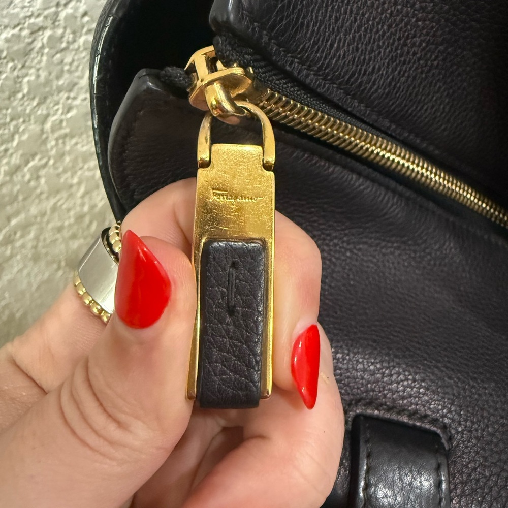 EUC Authentic Salvatore Ferragamo Bitter Flap Tote in Black, size L - Picture 12 of 15